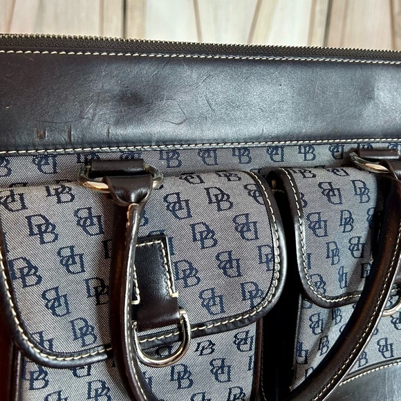 Authentic Dooney & Bourke Double Pocket Tote - Picture 5 of 12